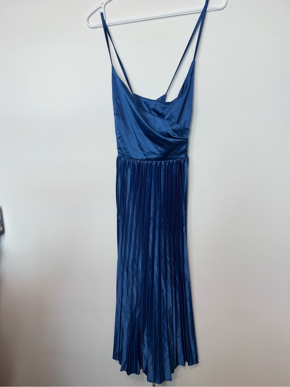 Halara pleated skirt midi dress size M - Picture 3 of 9